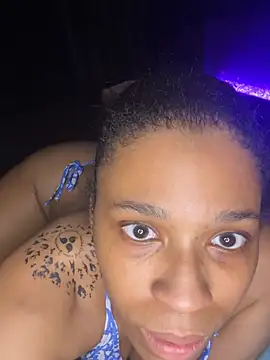 YeahhhitsBreezy Live XXX-Chat