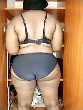 Shaila_ray Adlı Modelin Web Kamerası Şovu