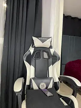 Show de Nahomy_firee na webcam