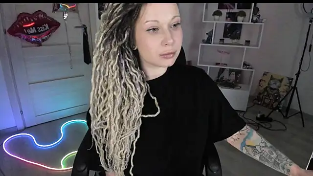 HoneySallyMoore – Naživo XXX chat