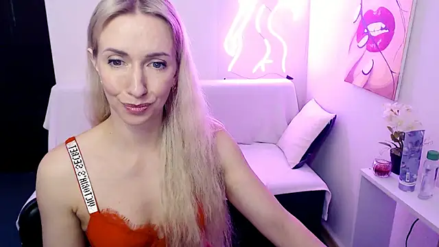 Chatroom XXX en direct de Cute_Smile_Shy