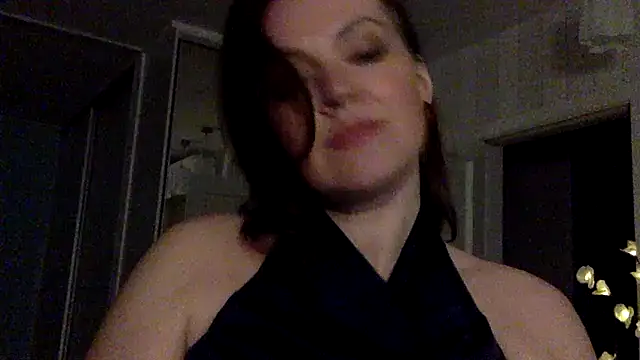 Ivoryne Live XXX-Chat