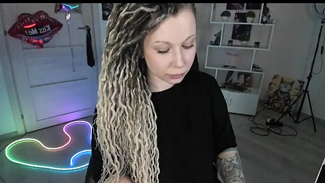 HoneySallyMoore: онл айн-секс-чат