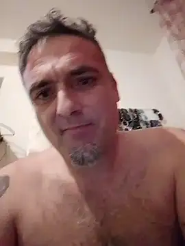 wifesfuckerpu 即時 XXX 聊天