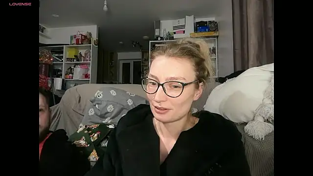 harleyblair élő XXX-chatje