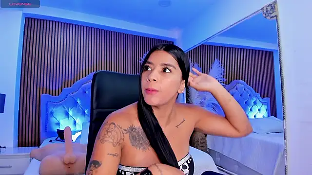 SelenaStonne 现场XXX聊天