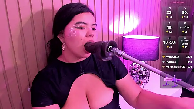 klhoe_boobs live XXX chat