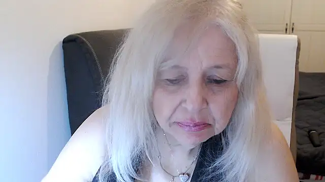 SusiLifeXXX: απευθείας συνομιλία ΧΧΧ