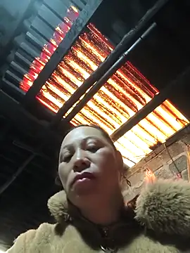 Jooj-n Live XXX chat