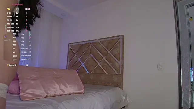 GoddessLinda04 现场XXX聊天