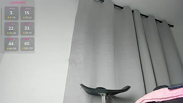 caroline_tovar Live XXX Chat