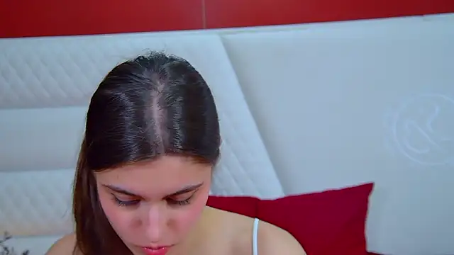 ArianaAllens 现场XXX聊天