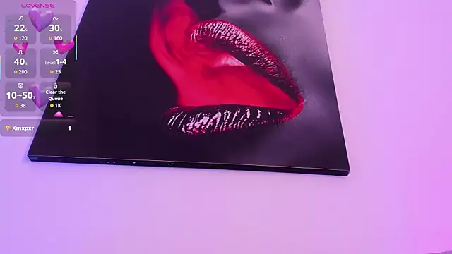 Taylor__Watson – Live XXX-chat