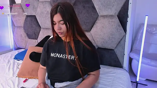 DulceJonesのライブXXXチャット