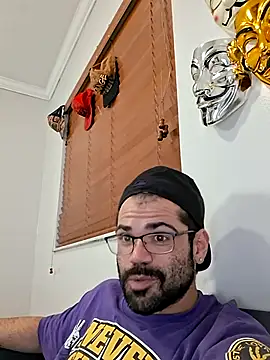 Zander823 webkamerás műsora