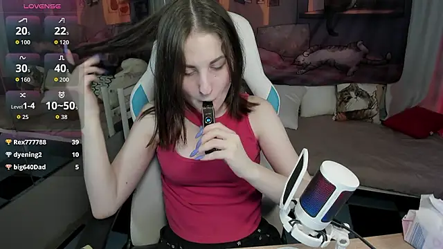 KiraDuvall's Live XXX Chat