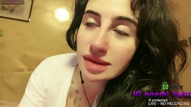 DeaAthena – Naživo XXX chat