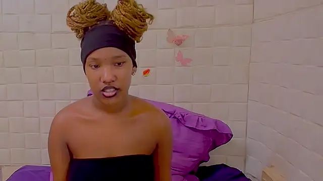 EroticSexyPradaのライブXXXチャット