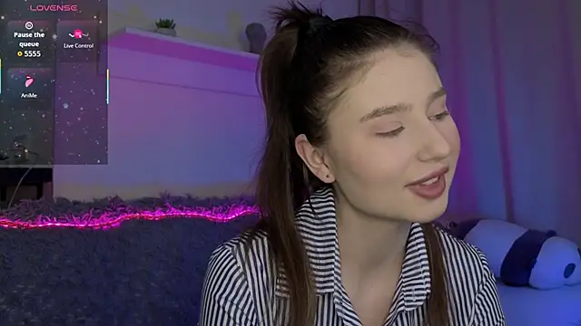 _Lua__: απευθείας συνομιλία ΧΧΧ