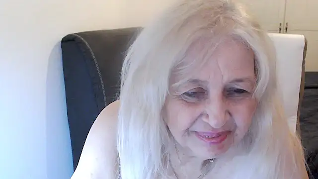 SusiLifeXXX – Live XXX-chat