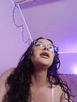 manumeow1 Adlı Modelin Canlı XXX Sohbeti