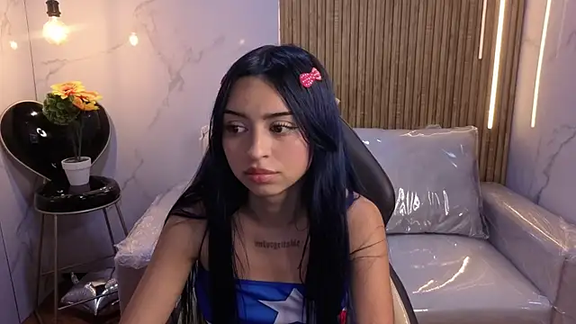 _ceeleste_cute_ Adlı Modelin Canlı XXX Sohbeti