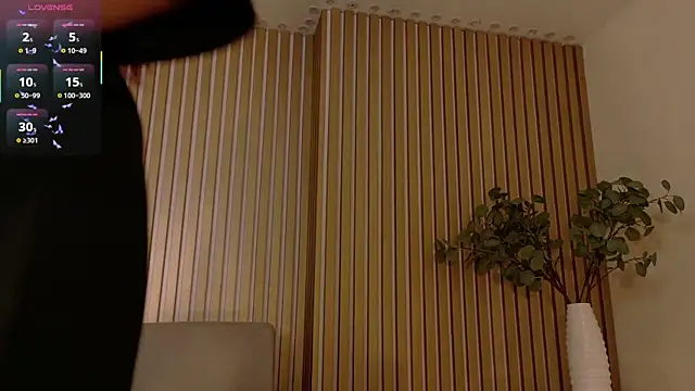 ViolettCastel: онлайн-секс-чат