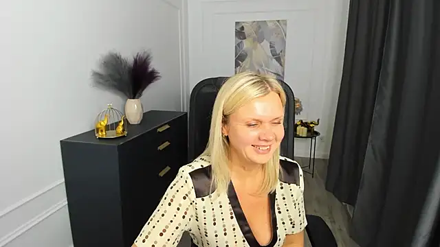 Živý XXX chat AgathaKlouin