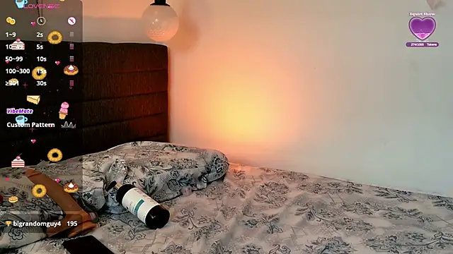 Chatroom XXX en direct de cutehanna1