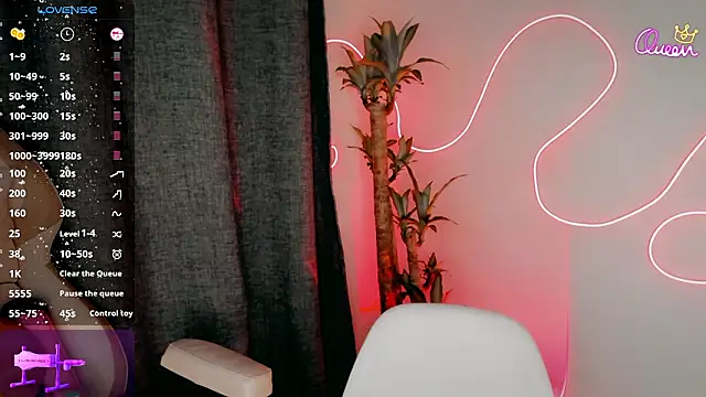 Queen_Deepthroatn Live XXX chat