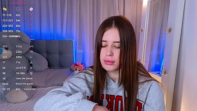 Milkissss 现场XXX聊天