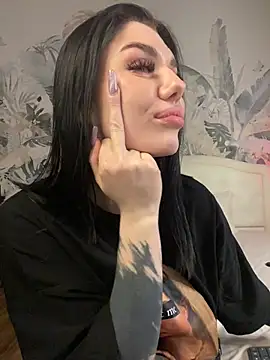 Онлайн чат XXX MaeveMoon