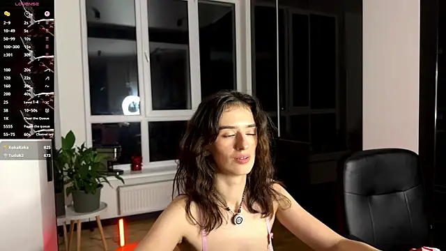 Онлайн чат XXX YummyTati