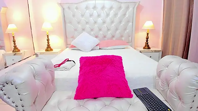 Nayeli_zamora 现场XXX聊天