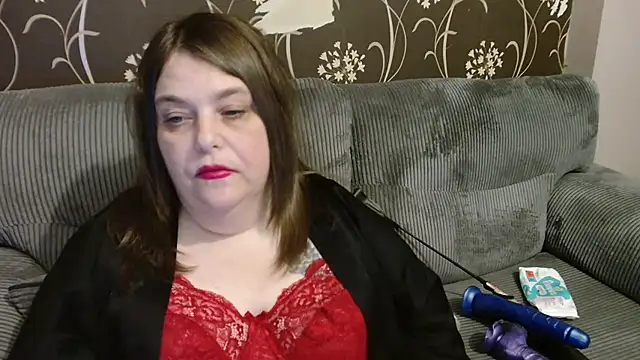 HousewifeMilf_Courtney 라이브 XXX 채팅