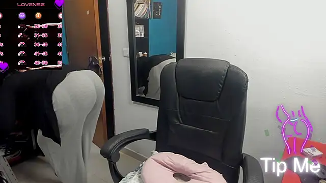 Chat +18 de peanut_tangerine ao vivo