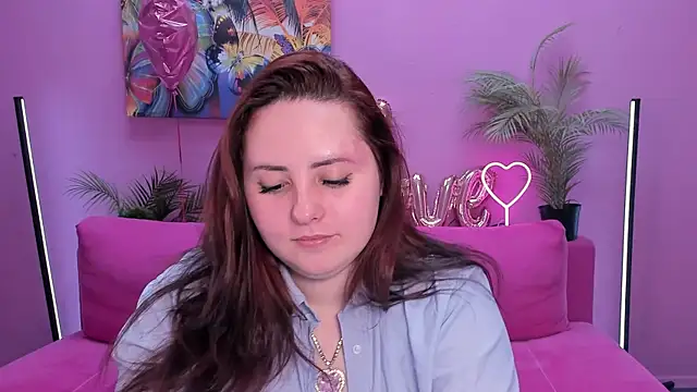 Chat XXX en directo de Hennessy_bunny