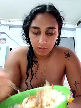 Morena_hottd Adlı Modelin Web Kamerası Şovu