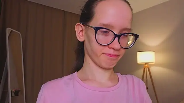 XXX chat uživo modela BettyBrowni