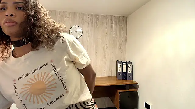 Czat XXX na żywo – AuroraBrow