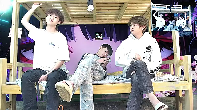 Živý XXX chat xiaohuangren01