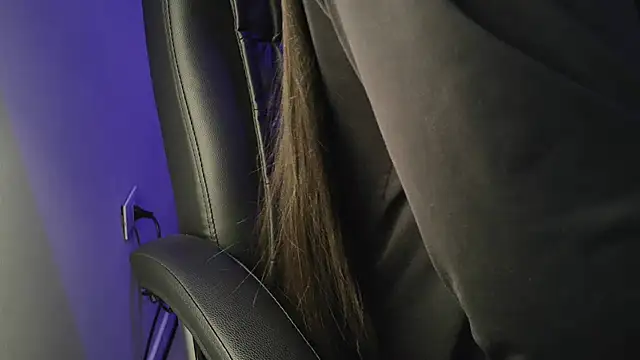 Garota_japa – Naživo XXX chat