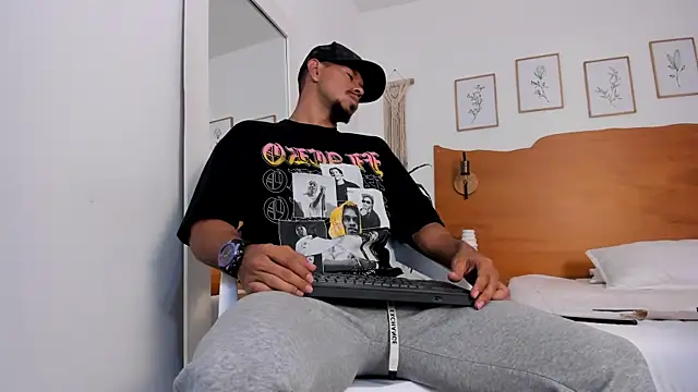 Show de killua_zagara_ na webcam