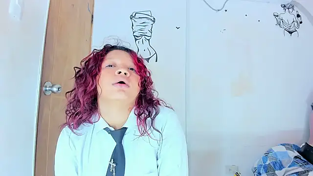 Emily_Coper18's Live XXX Chat