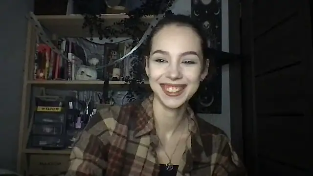 دردشة Yuna5343 الجنسية المباشرة