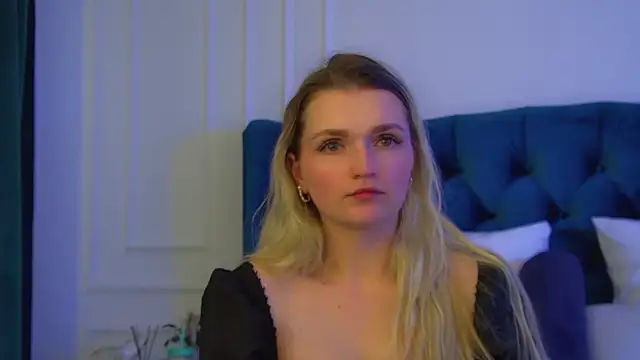 AnnyRaii – Naživo XXX chat