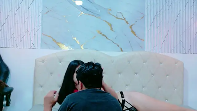 Онлайн чат XXX NatyAndAlex