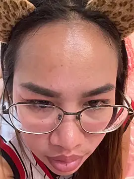 Ponthip Pertunjukan Webcam