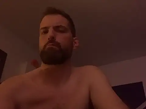 daddyffpig: διαδικτυακό σόου στην κάμερα