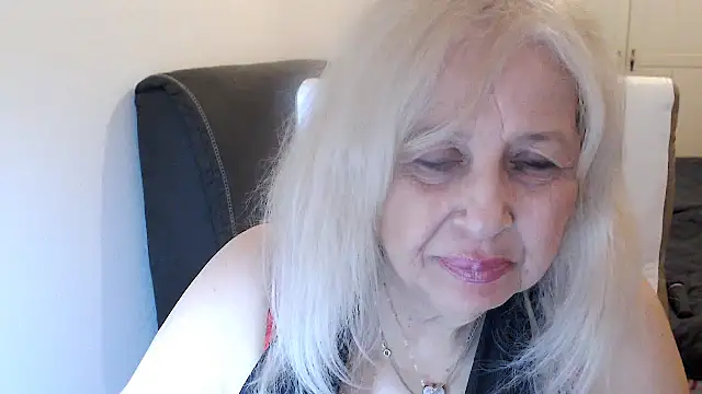 SusiLifeXXX's Live XXX Chat